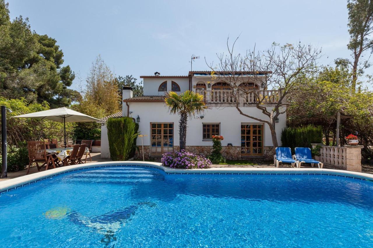 Villa Gessami Bellvei del Penedes Exterior photo